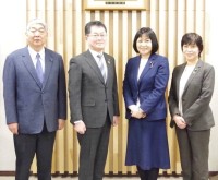 岸まきこ参議院議員と稲村久男北海道議会副議長