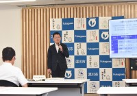 定例記者ブリーフ