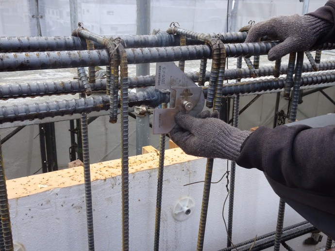 鉄筋ガス圧接部の外観検査