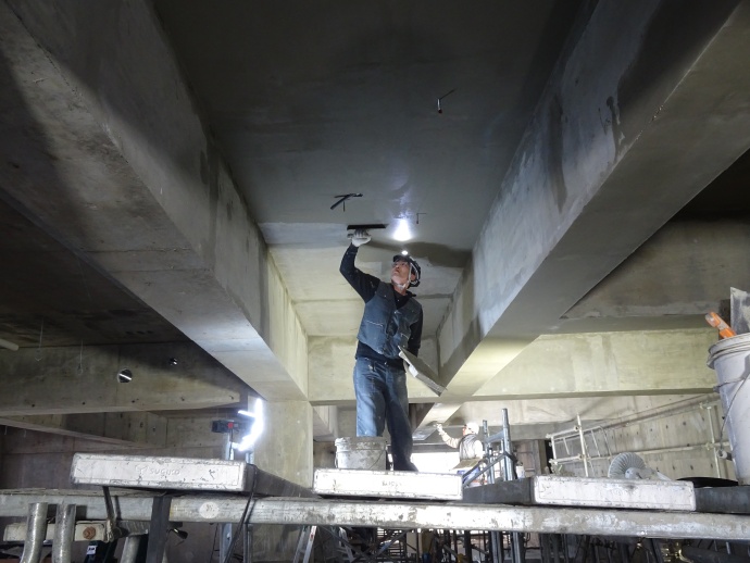 3階左官作業の様子