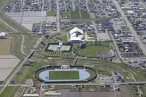 上空から観た深川市総合運動公園の写真