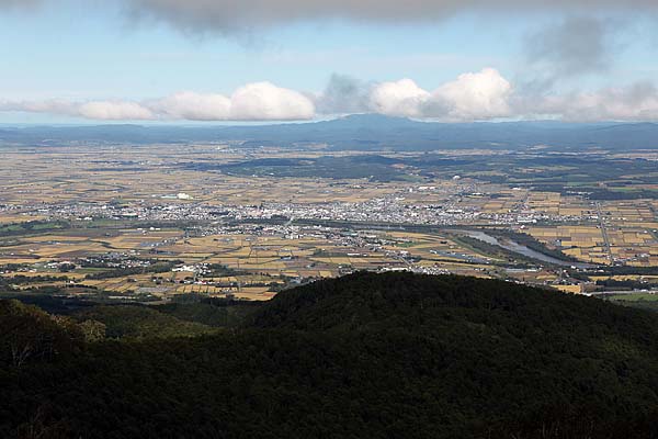 音江連山沖里河山山頂からの展望の写真