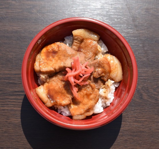 豚丼