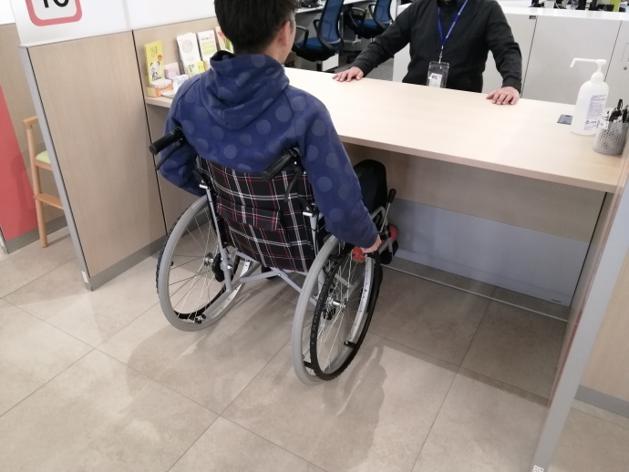 車いす用カウンター