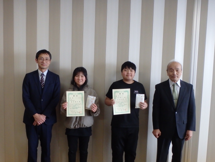 12月17日　北新小学校　優秀作品表彰