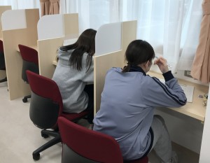 勉強頑張る