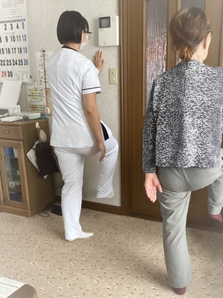 自宅でリハビリの様子