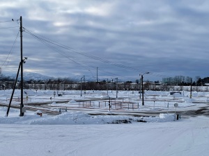 写真雪の中のタイヤ