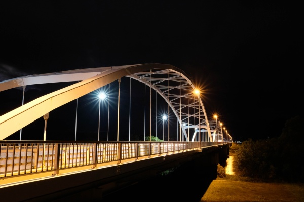 夜の深川橋