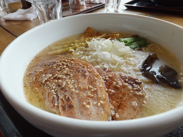 極の塩ラーメンの写真