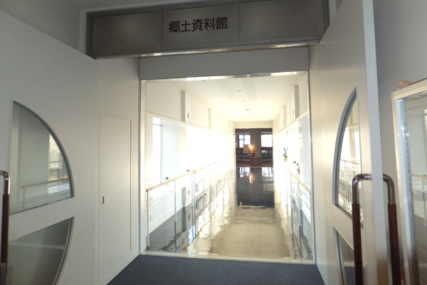 郷土資料館入口の写真